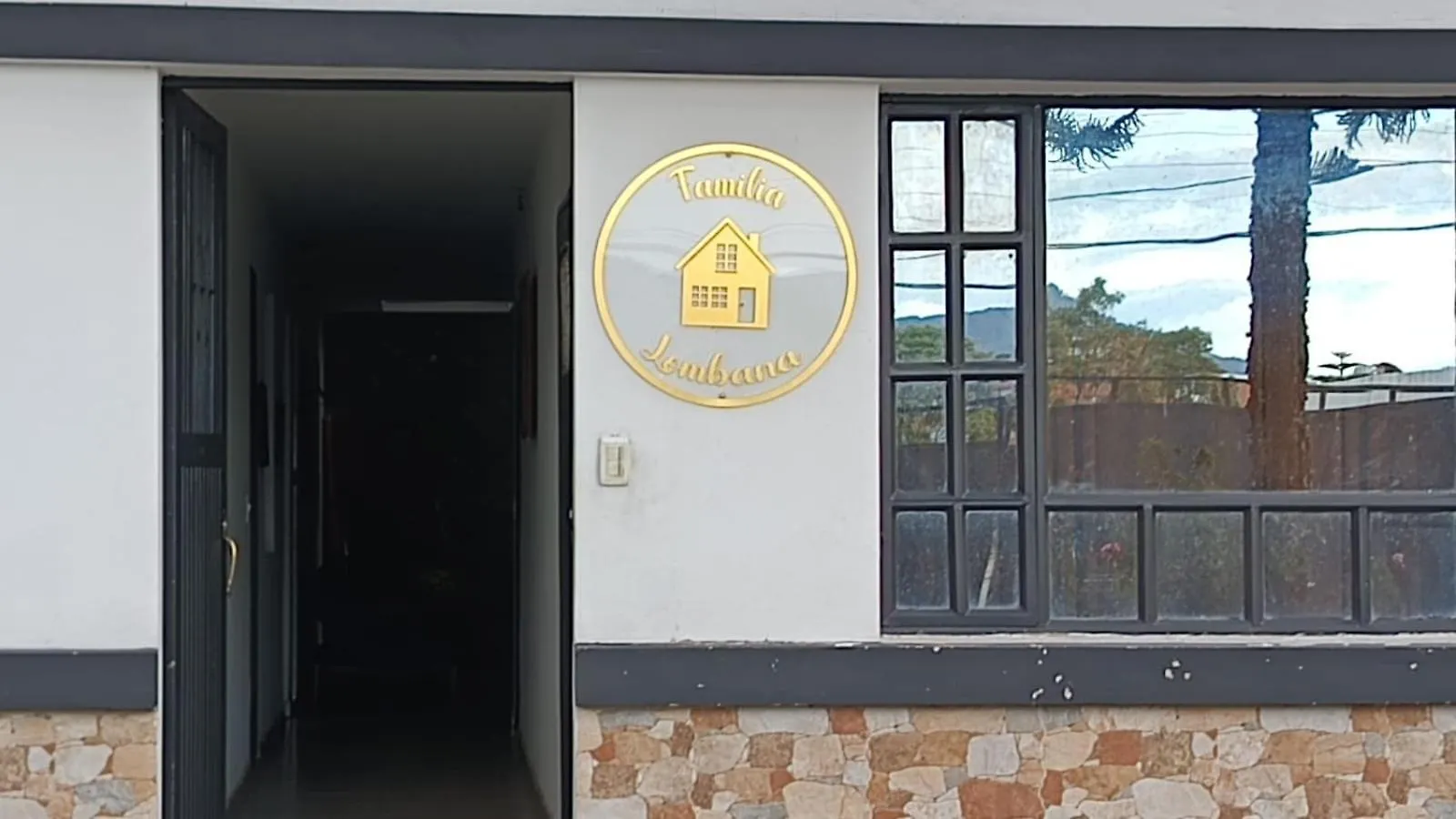 Familia Lombana Hotel Bogota