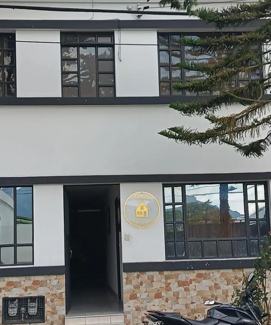 Pensión Hotel Familia Lombana Bogotá