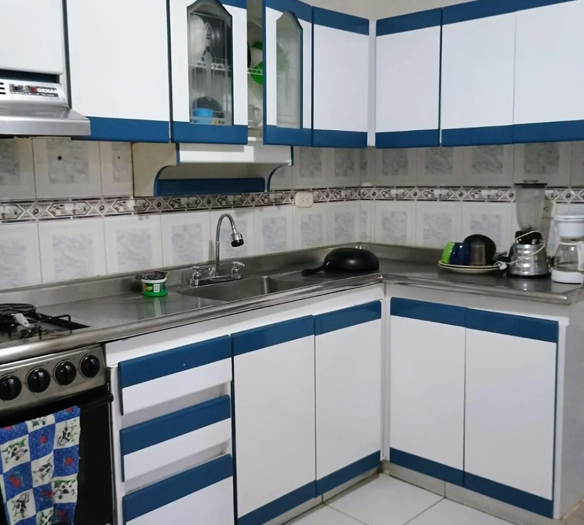 فندق Familia Lombana بوغوتا 0*,  كولومبيا
